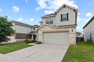Main picture of 14011 Hedera Dr