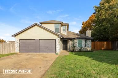 Main picture of 10208 Spoonbill Ct