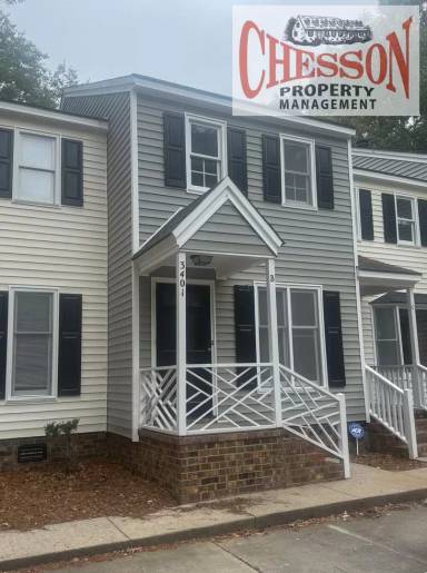 Main picture of 3401 Christopher Dr NW