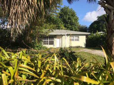 Main picture of 1532 NW 7th Ave
