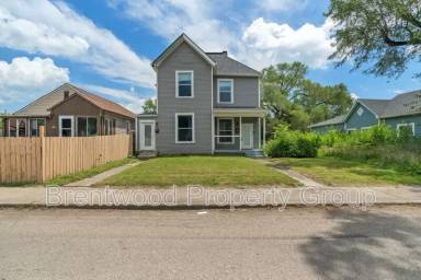 Main picture of 41 N Beville Ave