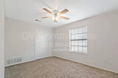 Main picture of 1614 N Valley Pkwy