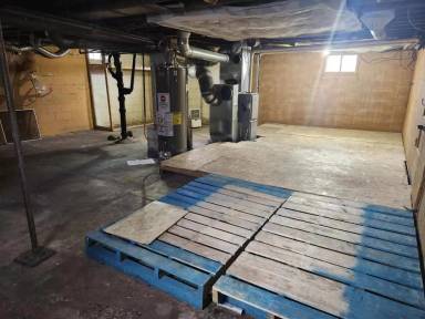 Main picture of W5695 Main St