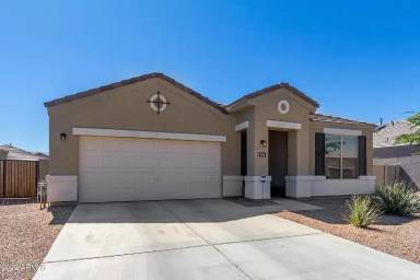 Main picture of 763 W Brangus Way