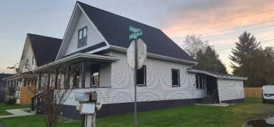 Main picture of 801 S West Blvd