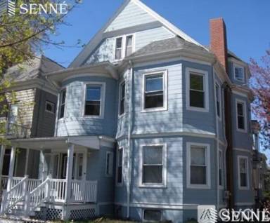 Main picture of 1539 Cambridge St