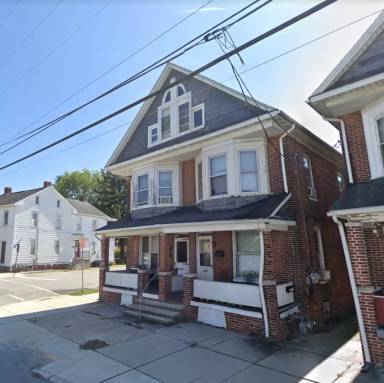Main picture of 449 York St