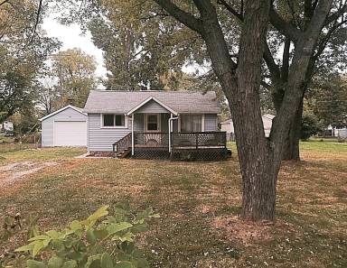 Main picture of 1682 Beatrice St