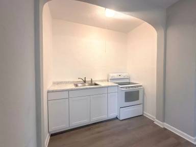 Main picture of 601 N Main St