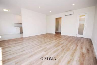 Main picture of 853 N Formosa Ave