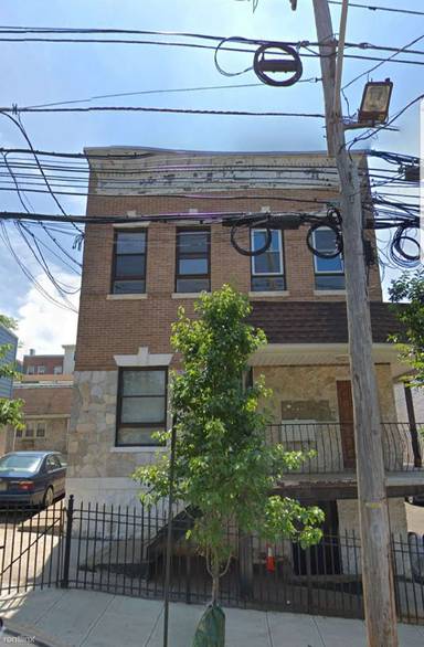 Main picture of 649 39th St