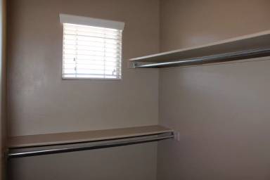 Main picture of 1000 E Bluff View Dr