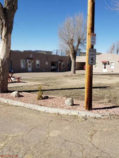 Main picture of 1401 Santa Fe Trl