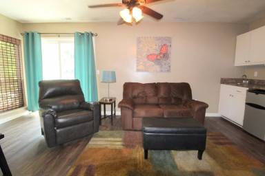 Main picture of 1434 Bradley Dr