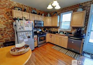 Main picture of 3402 Mount Pleasant Ave