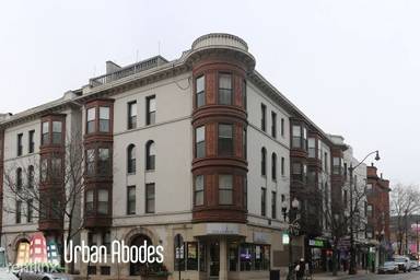 Main picture of 2900 N Broadway St