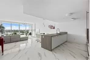 Main picture of Parque Towers Condo