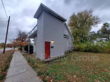 Main picture of 810 4th Ave