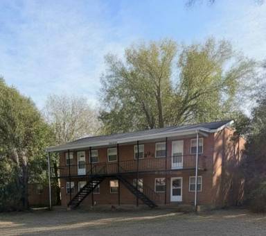 Main picture of 2415 Vesson Ave