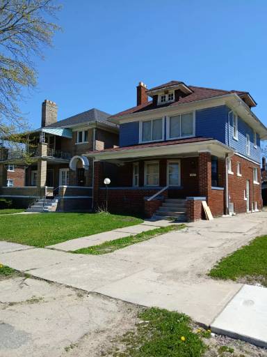Main picture of 2911 Tuxedo St