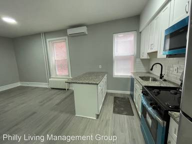 Main picture of 216 Buckingham Pl