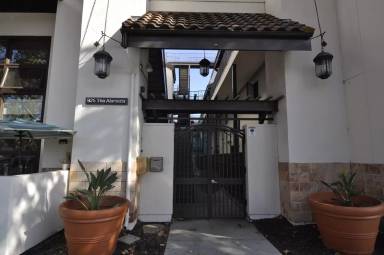 Main picture of 925 The Alameda