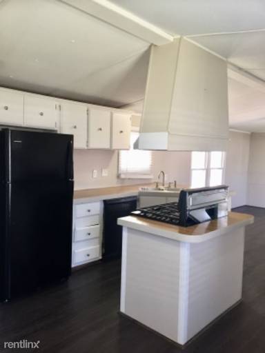 Main picture of 4632 Berrywood Dr W