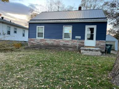 Main picture of 826 Englewood Ave