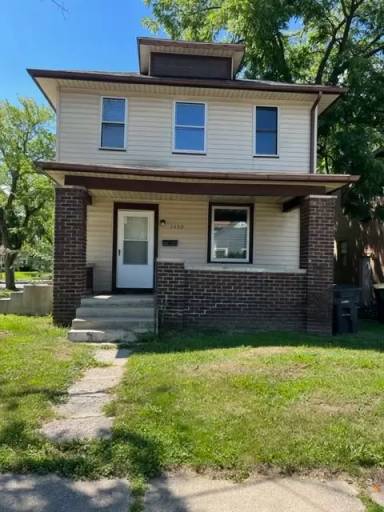 Main picture of 1430 Eckart St