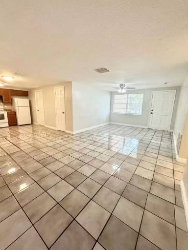 Main picture of 3524 Hoover Dr