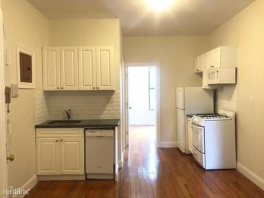 Main picture of 539 W 49th St