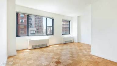 Main picture of Murray Hill Tower