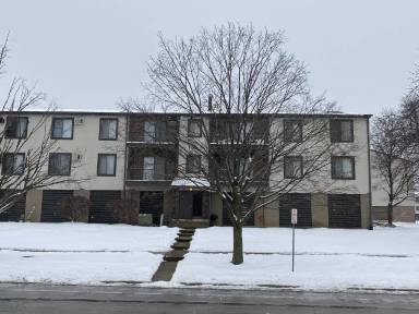 Main picture of 404 E Bailey Rd