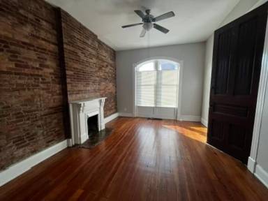 Main picture of 1129 S 6th St
