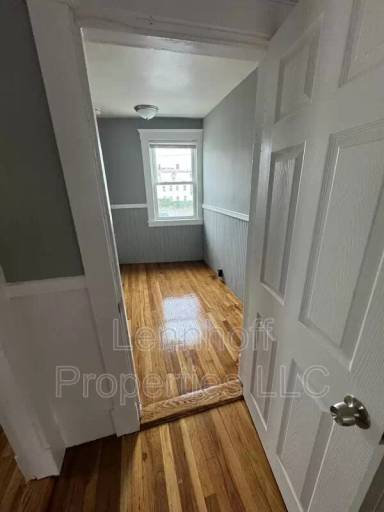 Main picture of 19 Union St