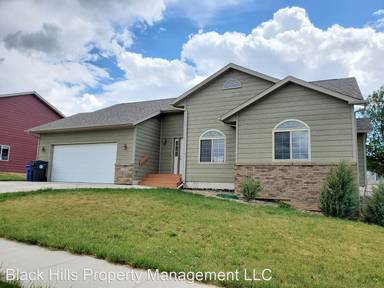 Main picture of 1220 Summerfield Dr