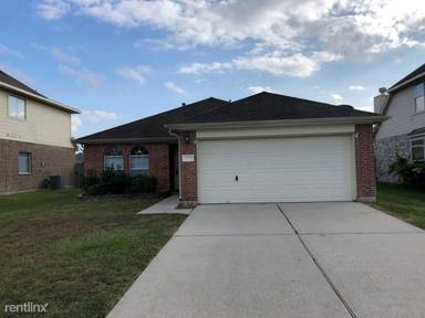 Main picture of 21502 Olympic Forest Dr