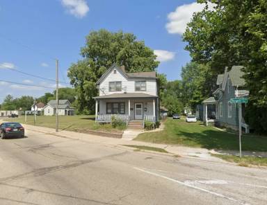 Main picture of 1118 Revell Ave
