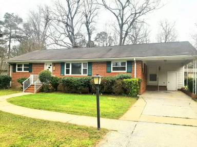 Main picture of 2805 Carver St