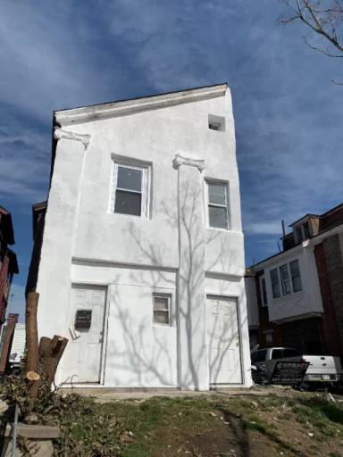 Main picture of 127 E Roosevelt Blvd