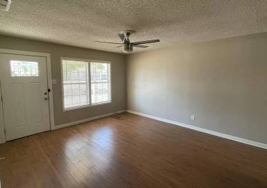 Main picture of 3404 31st St