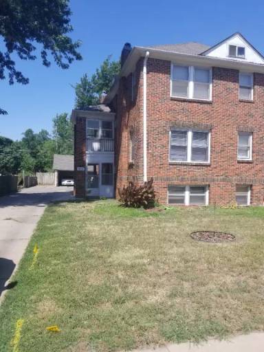 Main picture of 935 N Nims St