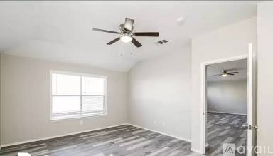 Main picture of 2037 Meadow Park Dr