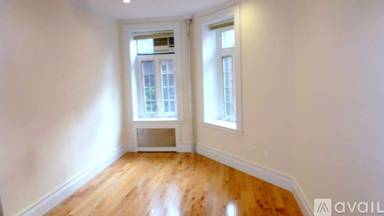 Main picture of 163 E 36th St