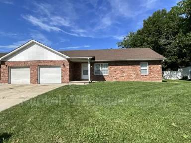 Main picture of 504 Draco Dr Freeburg, IL 62243