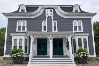 Main picture of 85 Summer St