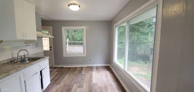 Main picture of 6 Hilltop Rd