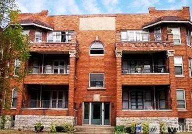 Main picture of 409 Kensington Ct