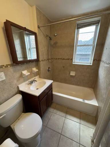 Main picture of 1084 Kennedy Blvd