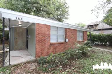Main picture of 3268 Powell Ave